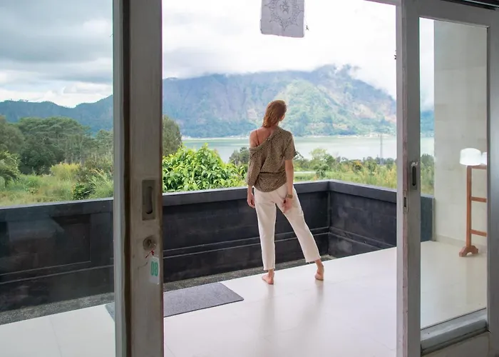 Batur Green Hill And Hot Spring